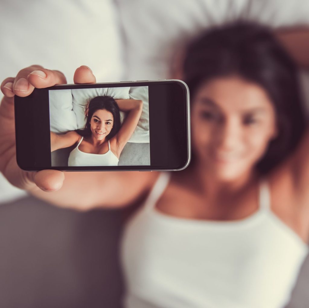 Crafting Unforgettable Virtual Connections A Guide to Making the Most of Online Sex Experiences